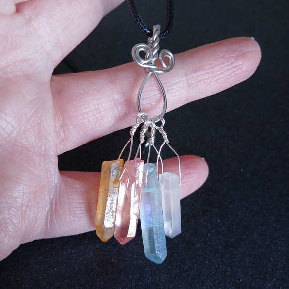 Multicolor aura quartz 'windchime' wire wrap necklace new handmade blue Pink - Picture 3 of 7